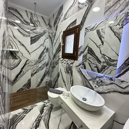 Eleni's Luxury - * Kalymnos Town